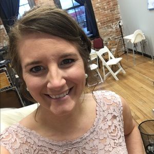 Meet your Posher, Jennifer